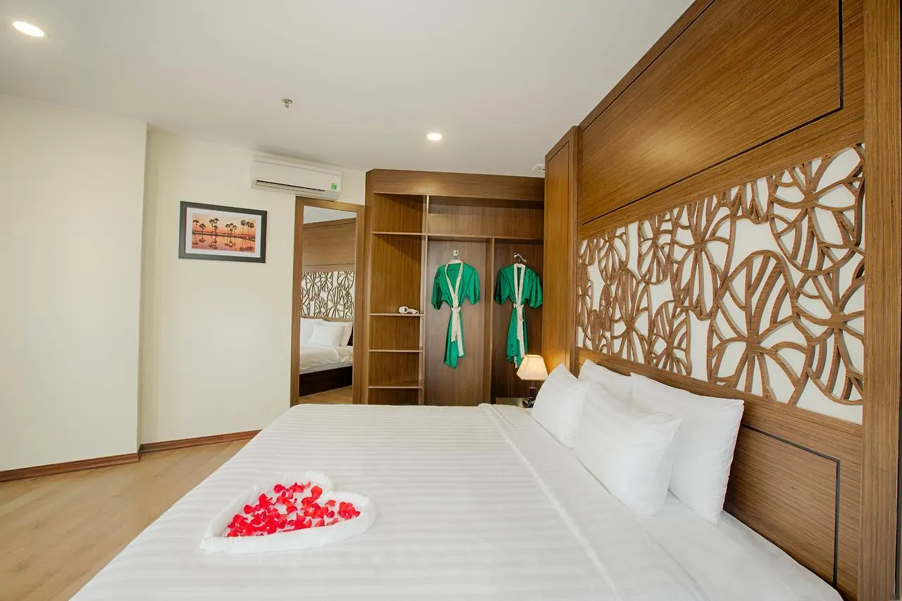 Central Hotel & Spa Danang